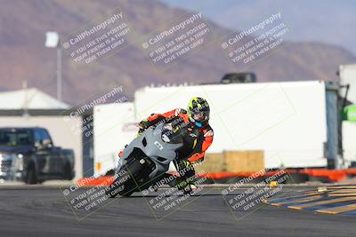 media/Dec-05-2024-Racers Edge (Thu) [[e102e0690b]]/3-B Group/Session 5 (Turn 16)/